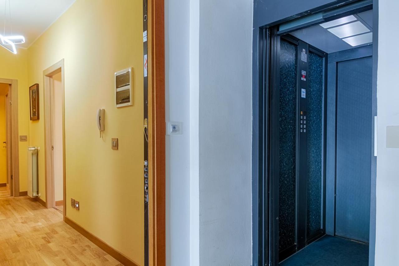 Frida Apartment Nuovo Luminoso Con Vista Aperta ترييستي المظهر الخارجي الصورة